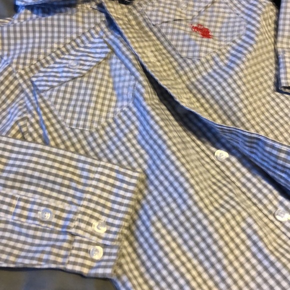 Button down - Picture 2 of 4